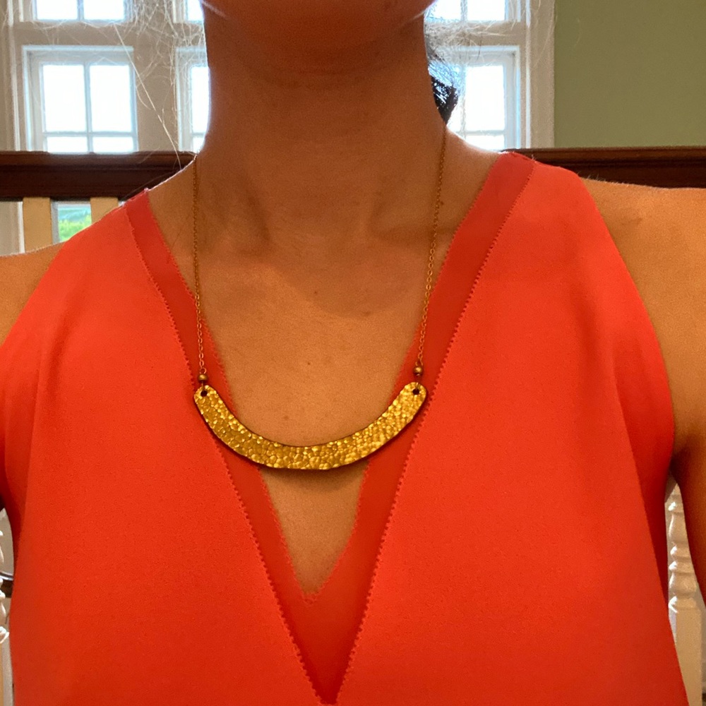 Gold semicircle necklace